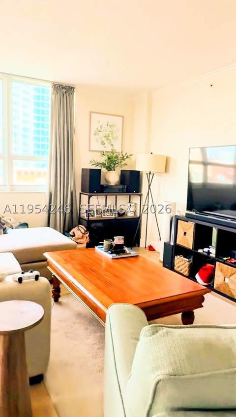 2000 N Bayshore Dr 801, Miami FL - photo 6 of 11