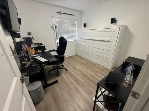 1043 SE 24th Ave, Homestead FL - photo 10 of 30