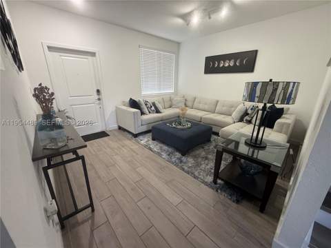1043 SE 24th Ave, Homestead FL - photo 24 of 30