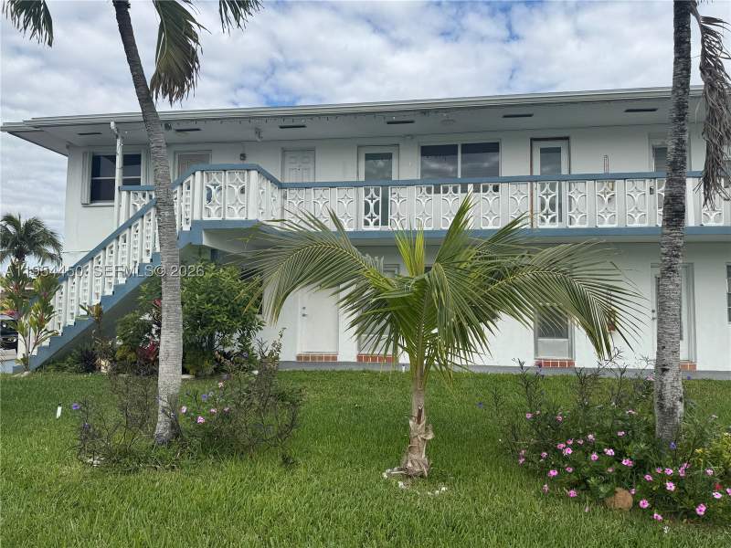 1 bedroom Condominium at 55 NW 204th St 1, Ro-Mont Gardens Andover B, Miami Gardens — photo 2