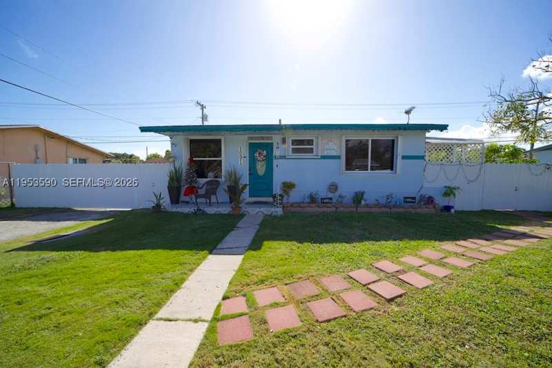 4 bedroom SingleFamilyResidence at 10910 SW 217th Ter, Lincoln City Sec A, Miami — photo 1