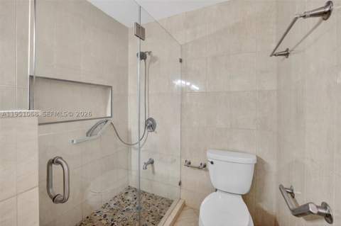 21248 Harbor Way 243-24, Aventura FL - photo 13 of 46