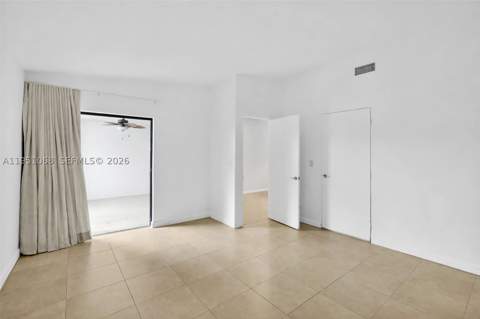 21248 Harbor Way 243-24, Aventura FL - photo 9 of 46