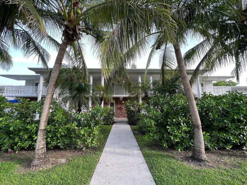 0 bedroom Condominium at 100 Sunrise Dr 5, Sunrise Club Condo, Key Biscayne — photo 1