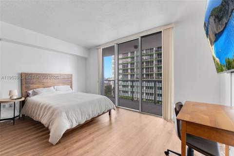 1750 N Bayshore Dr 1407, Miami FL - photo 13 of 19