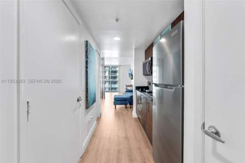 1750 N Bayshore Dr 1407, Miami FL - photo 9 of 19