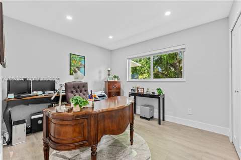 7425 SW 139th Ter, Palmetto Bay FL - photo 10 of 67