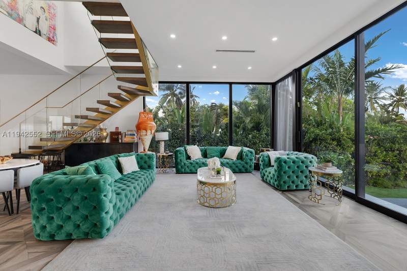 4 bedroom SingleFamilyResidence at 8005 Noremac Ave, Biscayne Point, Miami Beach — photo 4