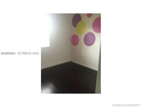 11601 NW 89th St 107, Doral FL - photo 7 of 33