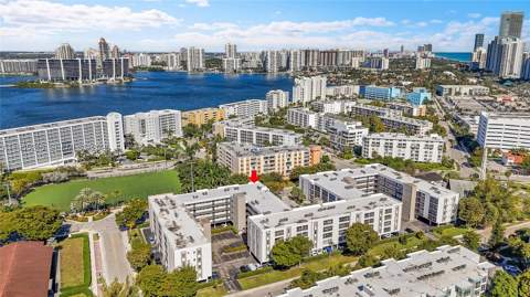 201 178th Dr 308, Sunny Isles Beach FL - photo 22 of 30