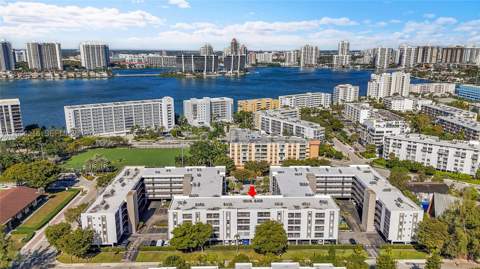 201 178th Dr 308, Sunny Isles Beach FL - photo 23 of 30