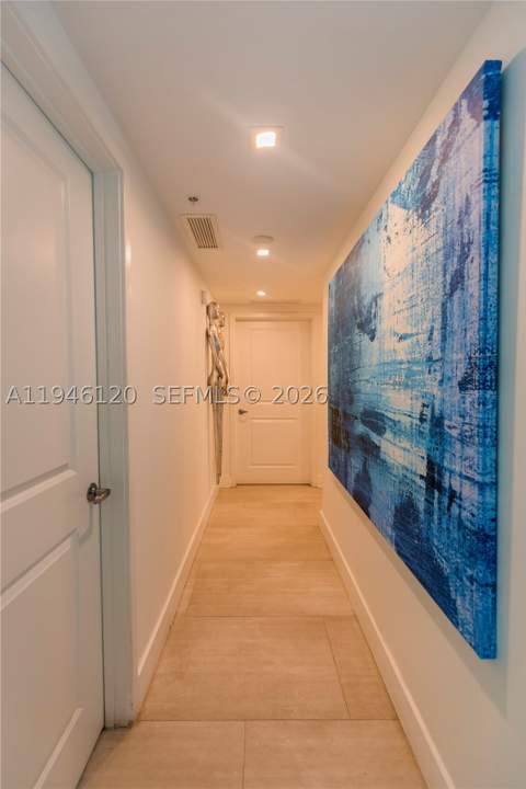 400 Sunny Isles Blvd 1504, Sunny Isles Beach FL - photo 19 of 46