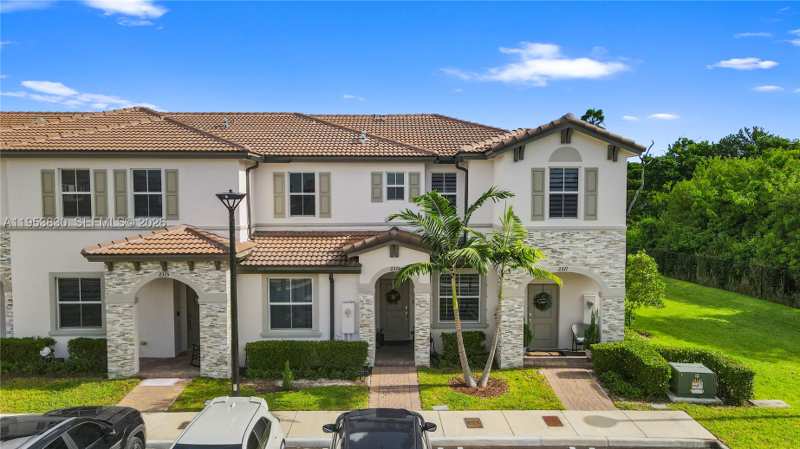 3 bedroom Townhouse at 2313 NW 122nd Ter, Westview Park Sec 1, Miami — photo 1