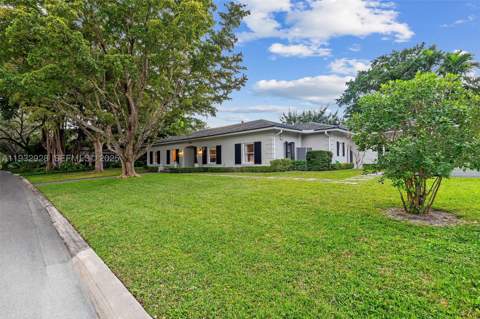 680 Buttonwood Ln, Miami FL - photo 17 of 66