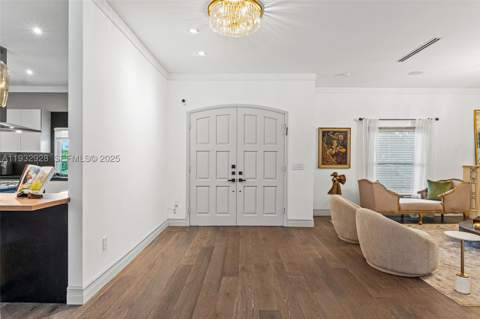 680 Buttonwood Ln, Miami FL - photo 18 of 66