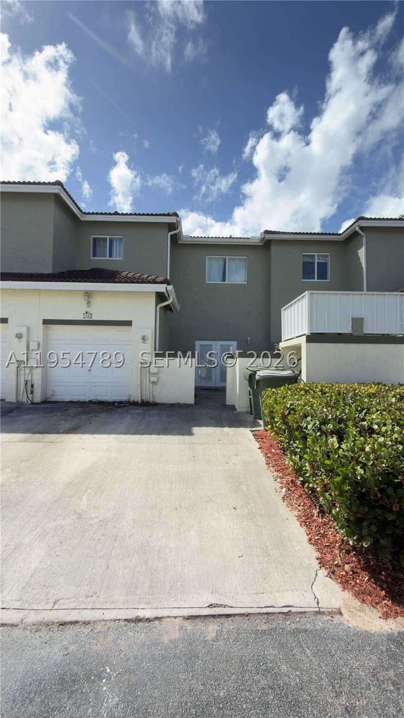 4 bedroom Townhouse at 1948 SE 24th Ave, Towngate North, Homestead — photo 2