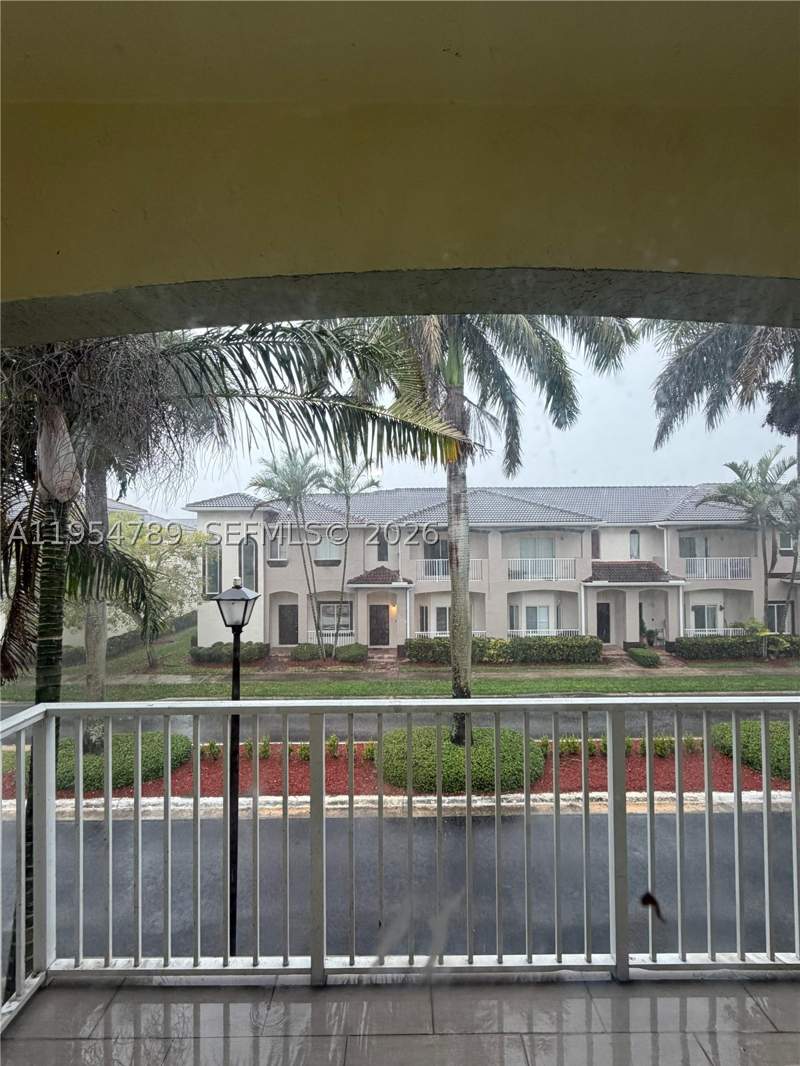 4 bedroom Townhouse at 1948 SE 24th Ave, Towngate North, Homestead — photo 4