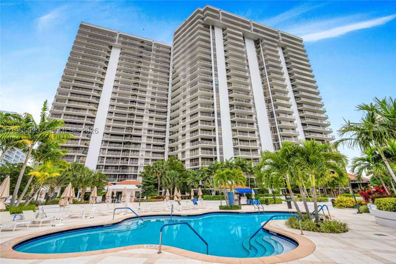2 bedroom Condominium at 20281 E Country Club Dr 210, Hamptons West Condo, Aventura — photo 1
