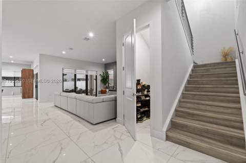 8086 NW 47th Ter, Doral FL - photo 6 of 50