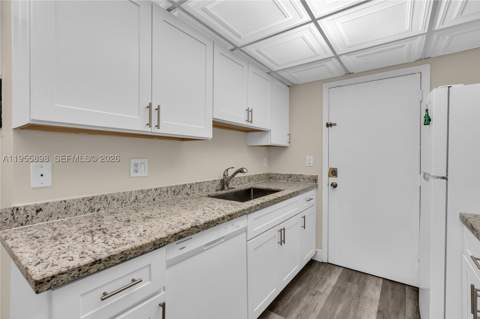 17901 NW 68th Ave T206, Hialeah FL - photo 7 of 27