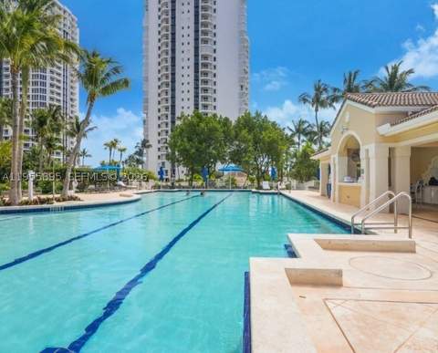 21205 Yacht Club Dr 507, Aventura FL - photo 8 of 16