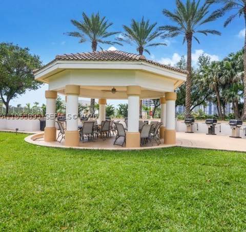 21205 Yacht Club Dr 507, Aventura FL - photo 9 of 16