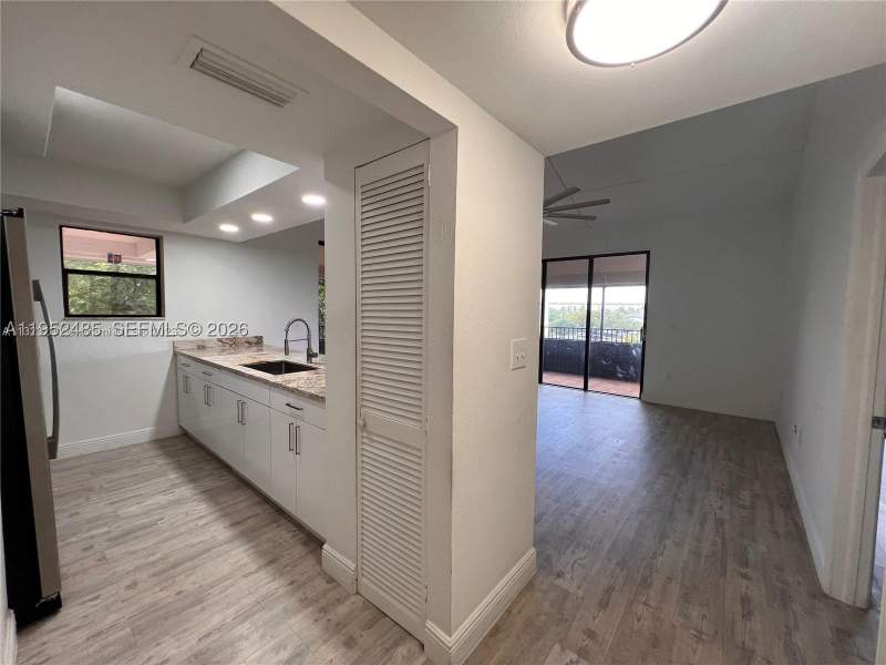 2 bedroom Condominium at 16220 NW 2nd Ave 511, Parkway Grove Condo Par, Miami — photo 5