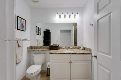 3001 NE 185th St 612, Aventura FL - photo 15 of 37