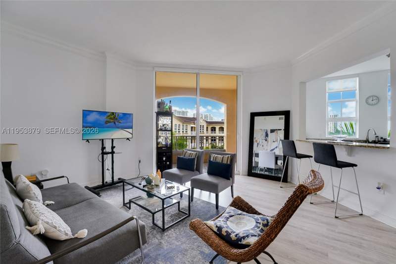 2 bedroom Condominium at 3001 NE 185th St 612, Alaqua Condo, Aventura — photo 2