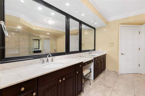 20201 E Country Club Dr 608, Aventura FL - photo 15 of 23