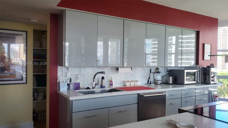 2 bedroom Condominium at 3600 Mystic Pointe Dr 913, Mystic Pointe Condo No On, Aventura — photo 3