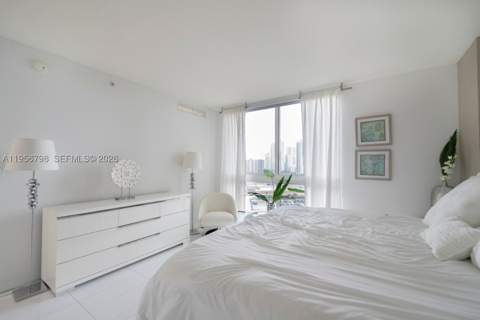 200 Sunny Isles Blvd 2-1101, Sunny Isles Beach FL - photo 12 of 23