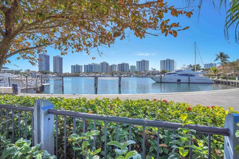 3 bedroom Condominium at 3610 Yacht Club Dr 1001, Portsview @ The Waterways, Aventura — photo 4