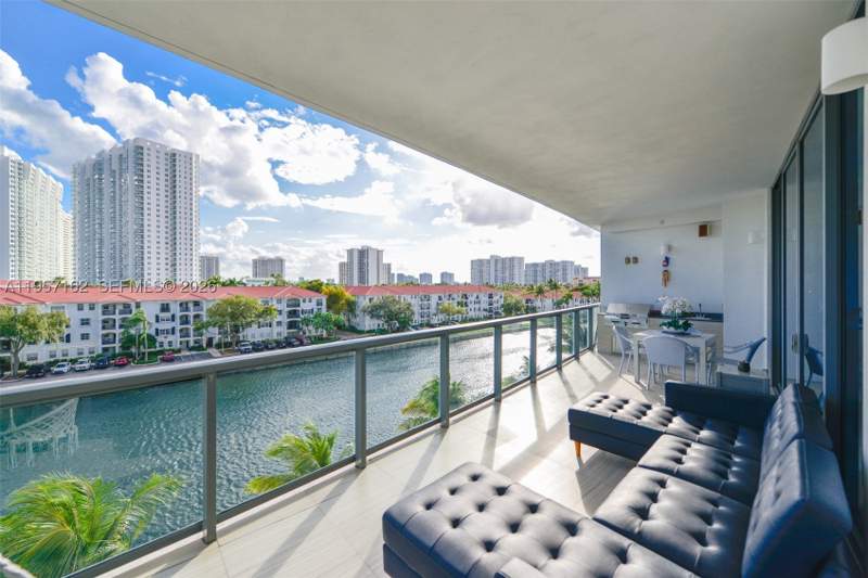 3 bedroom Condominium at 3250 NE 188th St 404, Echo Condo, Aventura — photo 2