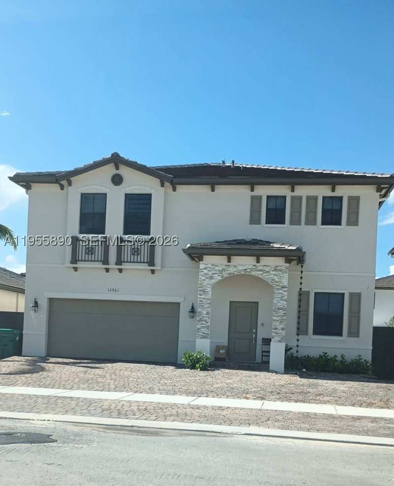 4 bedroom SingleFamilyResidence at 12961 SW 230th St, Kendall Assemblage North, Miami — photo 1