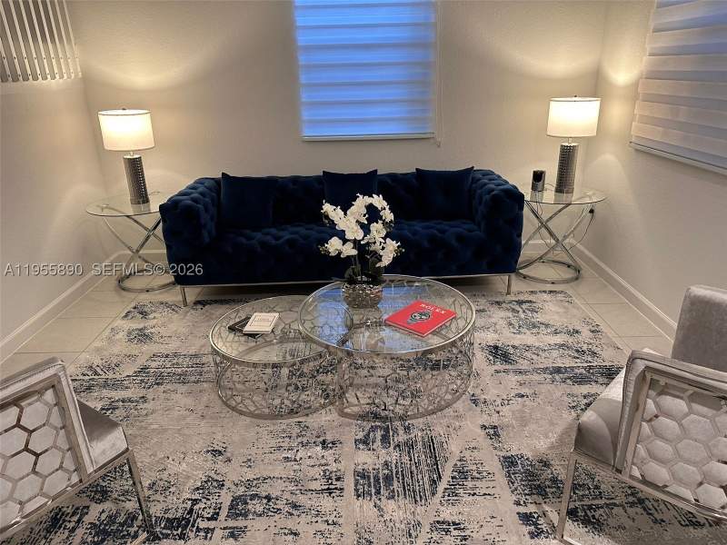 4 bedroom SingleFamilyResidence at 12961 SW 230th St, Kendall Assemblage North, Miami — photo 4