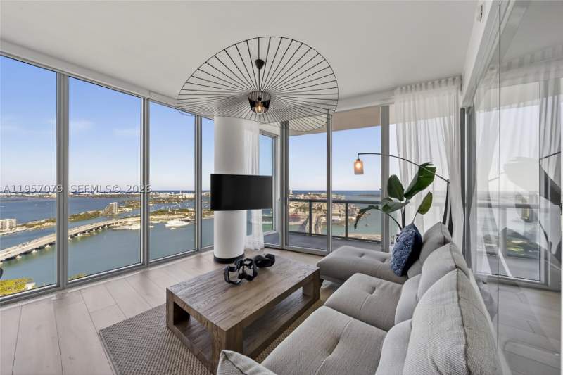 2 bedroom Condominium at 888 Biscayne Blvd 5508, Marinablue Condo, Miami — photo 4