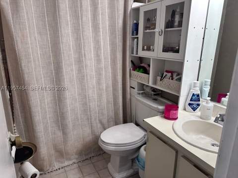2480 W 67th Pl 23-12, Hialeah FL - photo 6 of 16