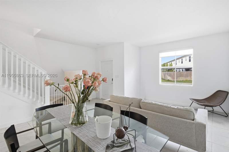 3 bedroom Townhouse at 12176 NW 23rd Path, Golf Park Sec 1, Miami — photo 4