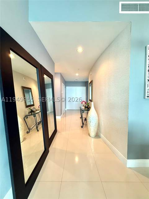 7928 East Dr 905, North Bay Village FL - photo 12 of 19