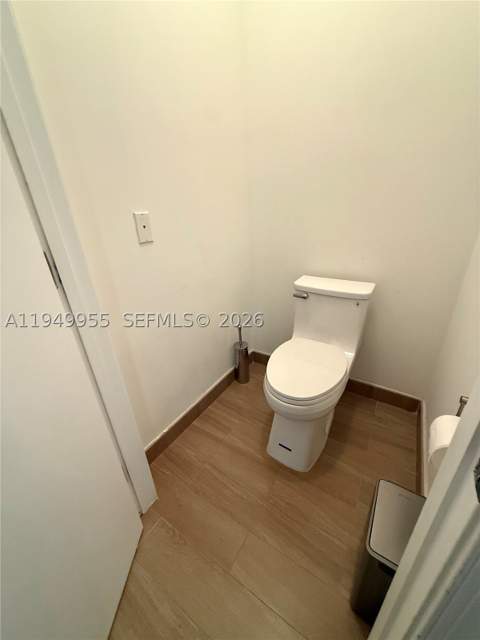 7928 East Dr 905, North Bay Village FL - photo 16 of 19