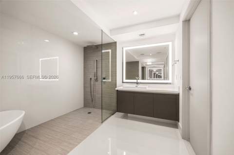 300 Sunny Isles Blvd 4-2202, Sunny Isles Beach FL - photo 18 of 35