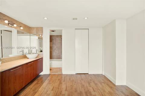 100 S Bayview Dr 1222, Sunny Isles Beach FL - photo 22 of 62