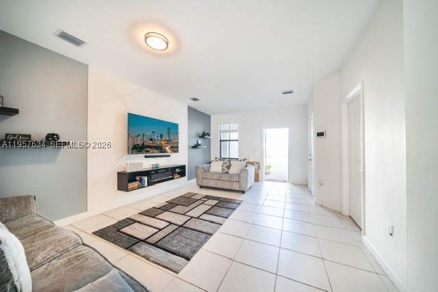 3 bedroom Townhouse at 492 NW 203rd Ter, Vista Lago, Miami Gardens — photo 5
