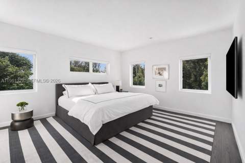 3325 Pine Tree Dr, Miami Beach FL - photo 11 of 23
