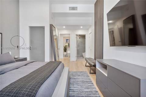 2301 Collins Ave 1633, Miami Beach FL - photo 7 of 15