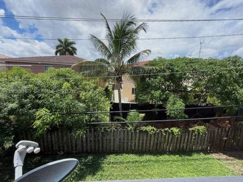 20490 NW 7th Ave 15, Miami Gardens FL - photo 23 of 25