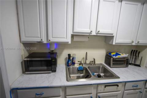 20490 NW 7th Ave 15, Miami Gardens FL - photo 8 of 25