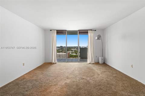 2780 NE 183rd St 1911, Aventura FL - photo 6 of 30
