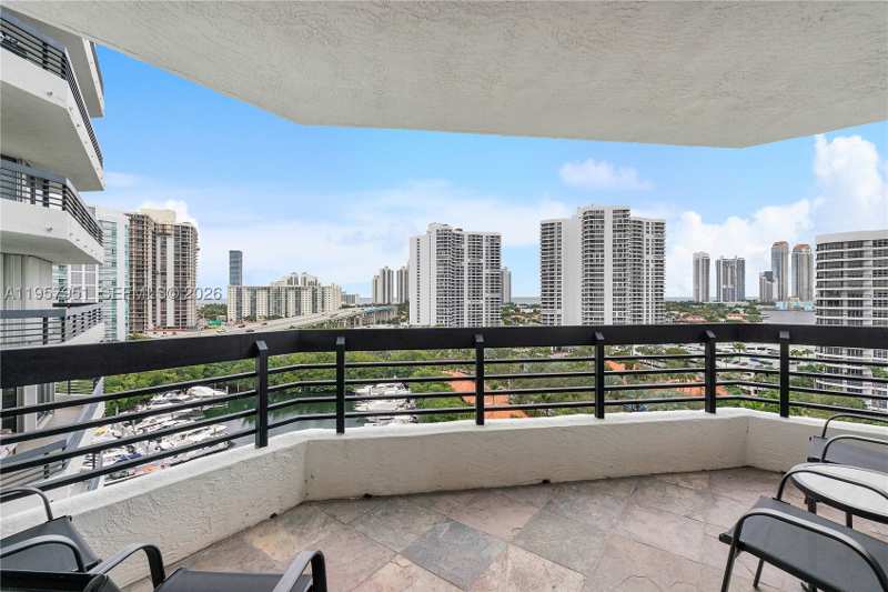 2 bedroom Condominium at 3500 Mystic Pointe Dr 1407, Mystic Pointe Tower 400, Aventura — photo 1